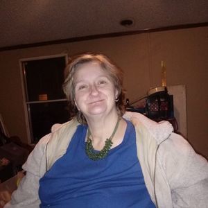 Meet your Posher, Cassandra